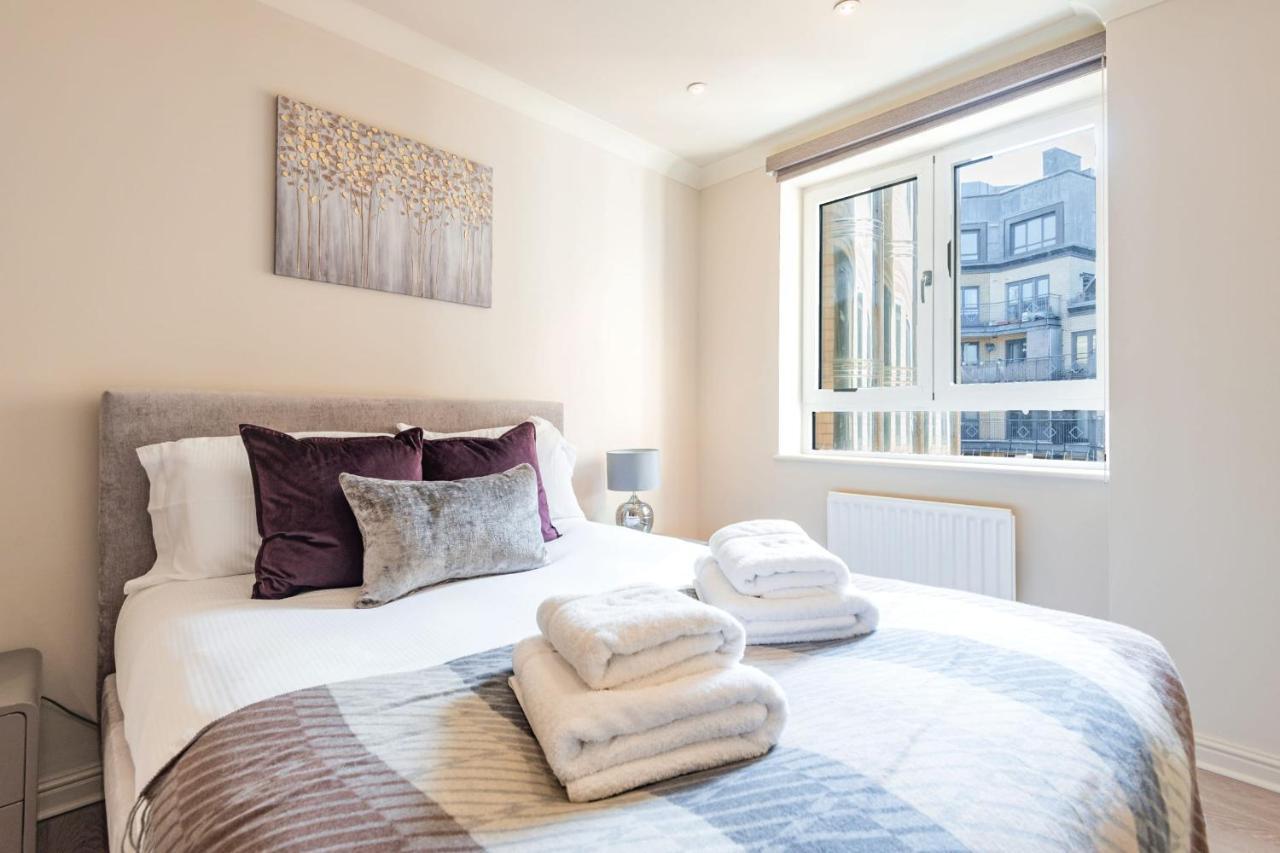Stunning 3-Bedroom In The Heart Of London With Parking-Hosted By Sweetstay Dış mekan fotoğraf